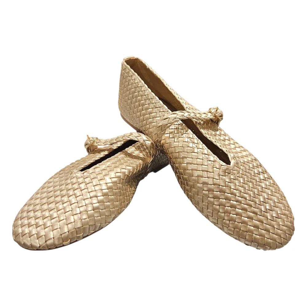 NWT - House of Harlow 1960 - Gold Loafers - Size 9.5